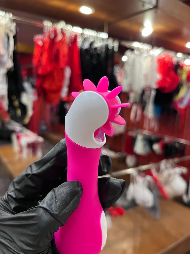 Hunter (Vibrador + lenguas)