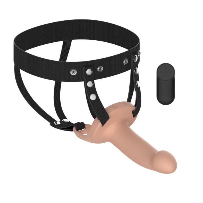 Arnés con Dildo Liso Vibración y Control Remoto – 16 x 4